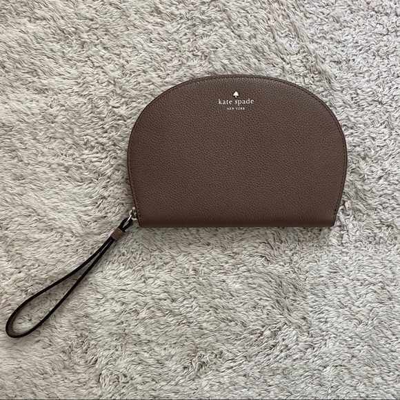 kate spade Handbags - *SOLD* Kate Spade Half Moon Wristlet Wallet Bag